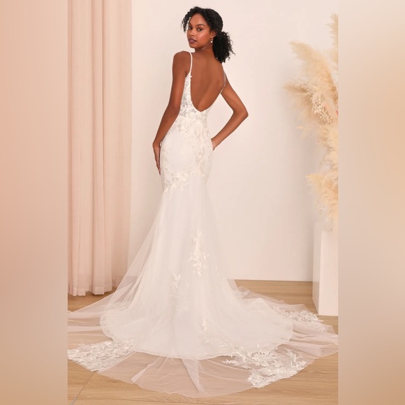 Lulus Dresses & Skirts - NWOT Lulu’s Bridal Everlasting Affection Lace Backless Mermaid Wedding Dress